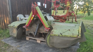 Verkaufe Claas Frontmähwerk 270 Bild 2