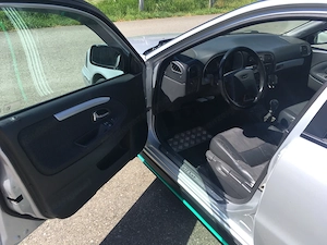 Volvo V40 1.9 TD Bild 8
