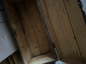 Holztruhe grau  Bild 2