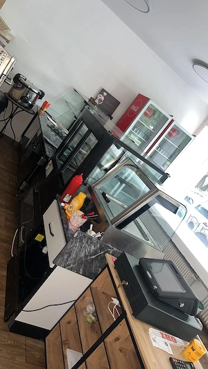 Komplette moderne Gastroeinrichtung   Imbiss   Café   Take Away zu verkaufen Bild 3