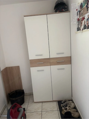 Schuhschrank