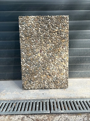Waschbetonplatten zu verschenken Bild 2