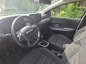 Dacia Jogger Extreme   7-Sitzer | EZ 2023 | Top Familienauto Bild 4
