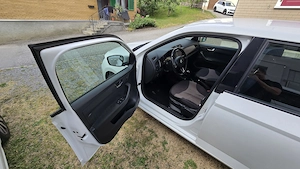 Skoda Fabia   Weiß   DIESEL   105PS Bild 6