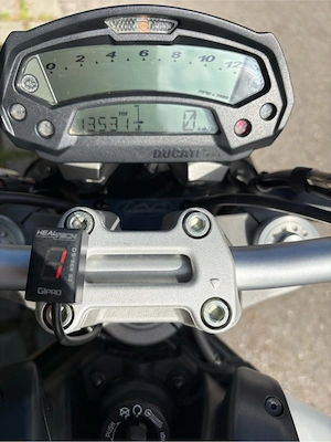 Ducati Monster 696 ABS   Termignoni Carbon   Aufsteigen und Losfahren   nur 13.500 km Bild 7