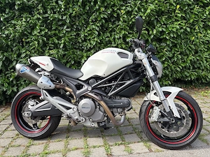 Ducati Monster 696 ABS   Termignoni Carbon   Aufsteigen und Losfahren   nur 13.500 km Bild 8