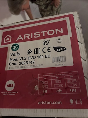 Ariston Warmwasserspeicher Velis Evo 100 80 l Bild 2