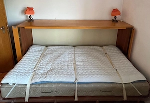 2 Klappbetten zu verschenken Bild 3
