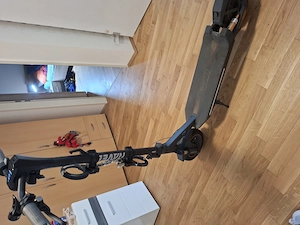 Verkaufe E scooter der marke navee gt3 Bild 5