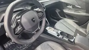 Peugeot 208 Bild 8