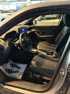 Peugeot 2008 Bild 7