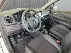Renault Clio Bild 12