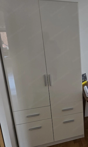 Schlafzimmermöbel Bild 2