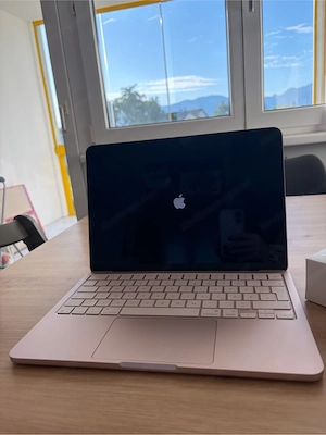 Macbook Rosegold Bild 2