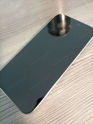 iphone 15 pro (inkl. guess hülle bei wunsch) Bild 2
