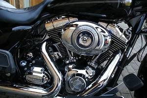 Harley-Davidson Road King FLHR Chopper   Cruiser Bild 6