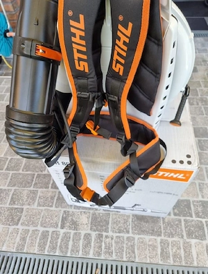 neues Stihl BR 800 Laubgebläse  Bild 2