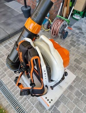 neues Stihl BR 800 Laubgebläse  Bild 4