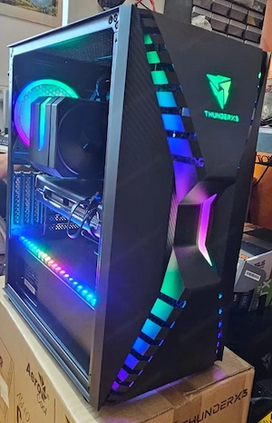 Gaming-PC (Ryzen 7 3800XT, 1,5TB M2 SSD HDD, 32GB Ram, RX5700XT, WLan) - TOP Bild 2