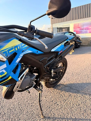 Moped Derbi Senda Drd X-Treme 50 Bild 2