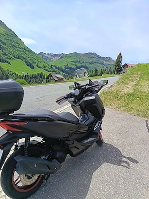 Honda forza 125 special edition  Bild 3