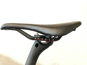 Fahrradsattel samt Stütze Carbon Bild 5