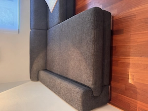 Marken-Couch, Stoff anthrazit, ausziehbar sehr günstig abzugeben! Bild 2