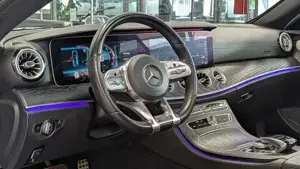 Mercedes-Benz E 200 Bild 11