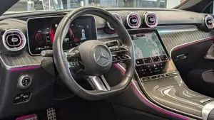Mercedes-Benz E 300 Bild 12