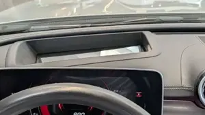 Mercedes-Benz E 300 Bild 15