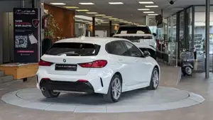 BMW 118 Bild 7