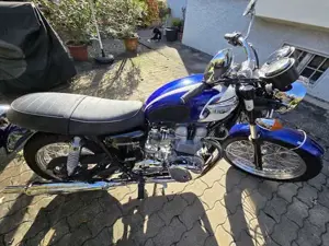 TRIUMPH Bonneville T100  Bild 5