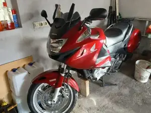 Verkaufe Honda Deauville ABS Bild 2