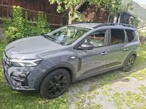Dacia Jogger Extreme   7-Sitzer | EZ 2023 | Top Familienauto Bild 3