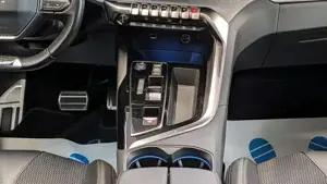 Peugeot 5008 Bild 17