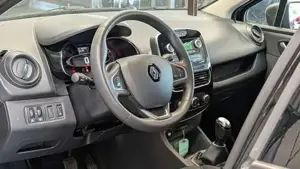 Renault Clio Bild 10