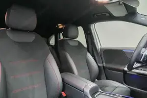 Mercedes-Benz GLA 200 Bild 9