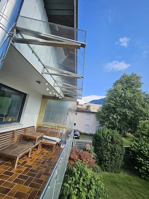 Edelstahl-Glasvordach   Terrassenüberdachung Bild 2