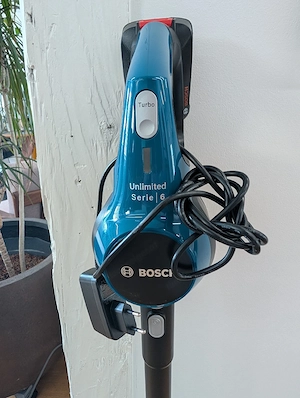 BOSCH Akku Staubsauger Bild 5
