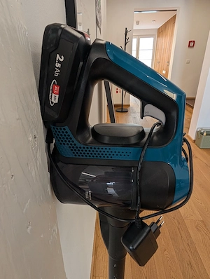 BOSCH Akku Staubsauger Bild 4