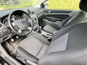 Ford Focus Cabrio  Pininfarina  Bild 10