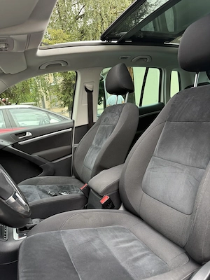 Volkswagen Tiguan 2,0 TDI BMT 4Motion Sky DPF DSG  Pano AHK  Bild 8