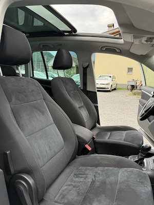 Volkswagen Tiguan 2,0 TDI BMT 4Motion Sky DPF DSG  Pano AHK  Bild 9