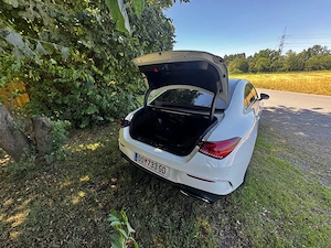 Mercedes-Benz CLA 200 d Coupé AMG Line | Panorama | MBUX | 8-fach | Top-Zustand Bild 10