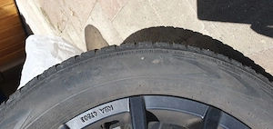 Autoreifen mit Alufelgen Bild 2