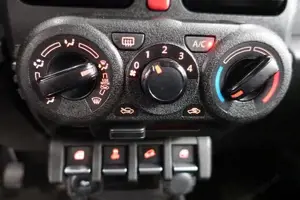 Suzuki Jimny Bild 8