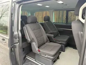 Volkswagen Multivan Comfortline TDI 4MOTION DSG Bild 8