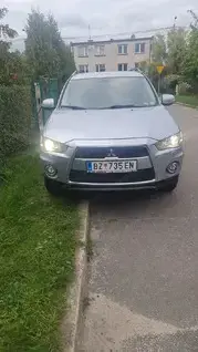 Mitsubishi outlander 2.2  Bild 3