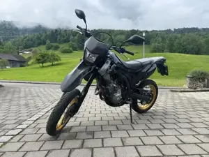 Honda CRF 250M Supermoto Bild 2