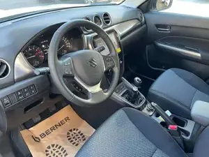 Suzuki Vitara Bild 11
